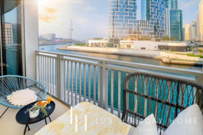 LUX 52 42 Deluxe Marina View Suite 2